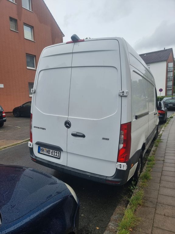 Mercedes-Benz Sprinter 115.000 km 25.000 € Hamburg 22111