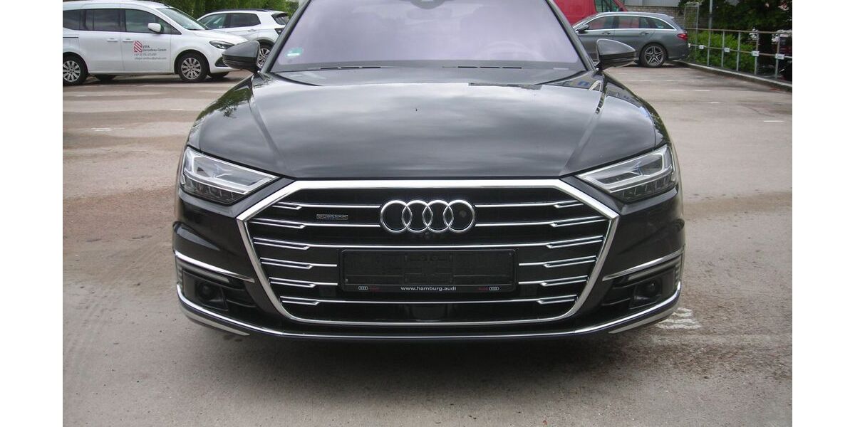 Audi A8 105.459 km 36.950 &euro; Hamburg 20537