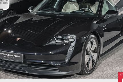 Porsche Taycan 30.000 km 59.900 &euro; Stelle 21435