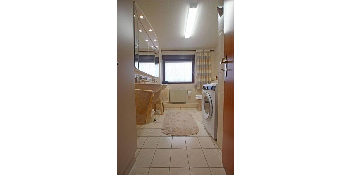 Etagenwohnung Geesthacht - 3 Zimmer, 118 m&sup2;, 298.000&euro; | Angebot:25702061