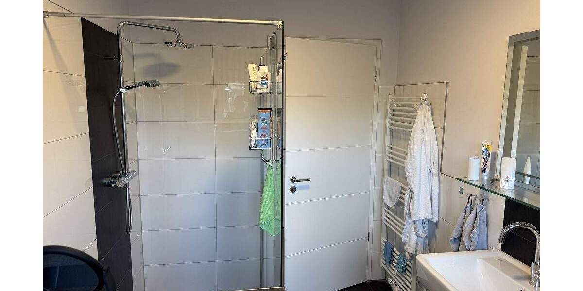 Etagenwohnung Buxtehude - 2 Zimmer, 77 m&sup2;, 1.020&euro; | Angebot:25835803