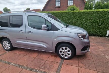 Opel Combo 17.000 km 23.900 &euro; Henstedt-Ulzburg 24558