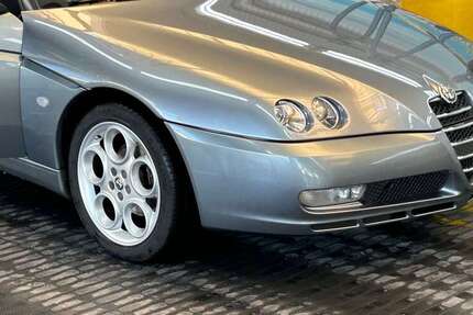 Alfa Romeo Spider 181.000 km 8.500 € Hamburg 22147