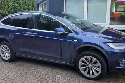 Tesla Model X 112.000 km 41.000 &euro; Henstedt-Ulzburg 24558