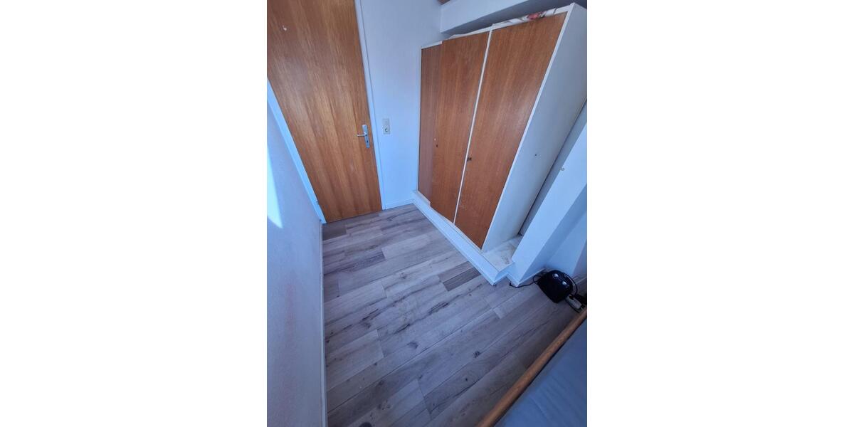 Dachgeschoßwohnung Hamburg Harburg - 2 Zimmer, 25 m&sup2;, 500&euro; | Angebot:25838898