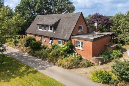 Reserviert Mehrfamilien - oder Mehrgenerationenhaus mit Potenzial Ohne Mieter 8 zimmer