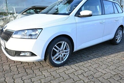 Skoda Fabia 1.0 TSI Combi*Ambition* Klima Navi PDC AHK 150.000 km 8.500 &euro; Seevetal - Hittfeld 21218