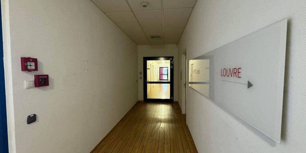 Gewerbeobjekt Hamburg Rahlstedt - 2 Zimmer, 110 m&sup2;, 1.430&euro; | Angebot:26933780