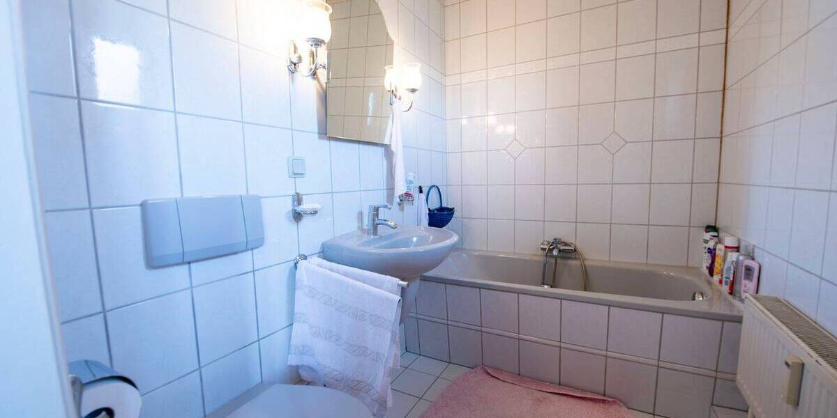 Einfamilienhaus Stelle Ashausen - 7 Zimmer, 242 m&sup2;, 439.000&euro; | Angebot:26055357