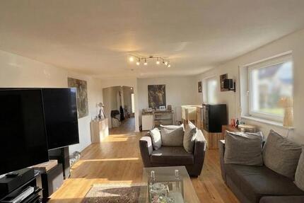 Wohnung Hamburg Wandsbek - 5 Zimmer, 167 m&sup2;, 2.600&euro; | Angebot:26250665