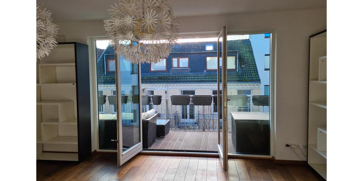 Etagenwohnung Hamburg Altstadt - 3 Zimmer, 77 m&sup2;, 1.590&euro; | Angebot:26286130