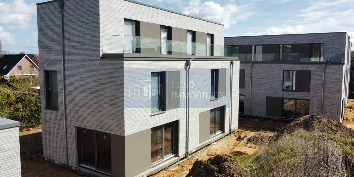 Doppelhaushälfte Wedel Marienhof - 4 Zimmer, 132 m&sup2;, 3.000&euro; | Angebot:26105594