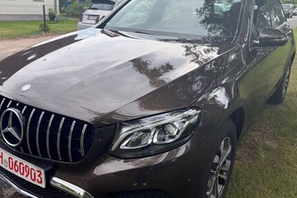 Mercedes-Benz GLC 220 132.000 km 22.900 &euro; Braak 22145