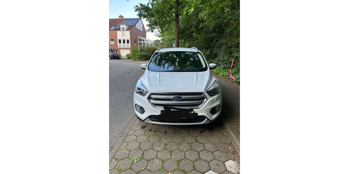 Ford Kuga 113.000 km 16.799 &euro; Hamburg 21079