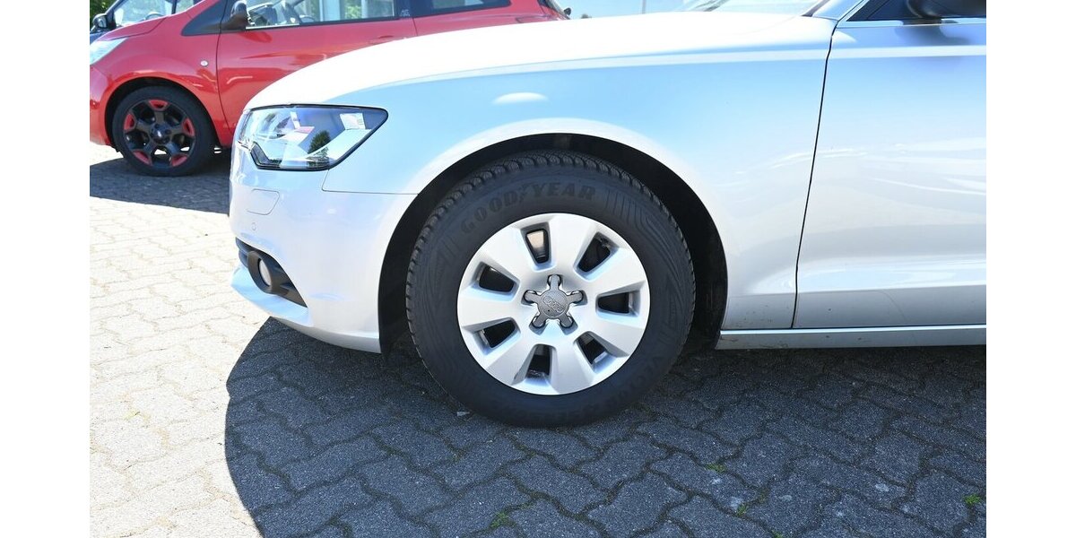 Audi A6 2.0 TDI Avant Aut Klimaaut Navi PDC Alu 1Hand 90.000 km 14.600 &euro; Seevetal - Hittfeld 21218