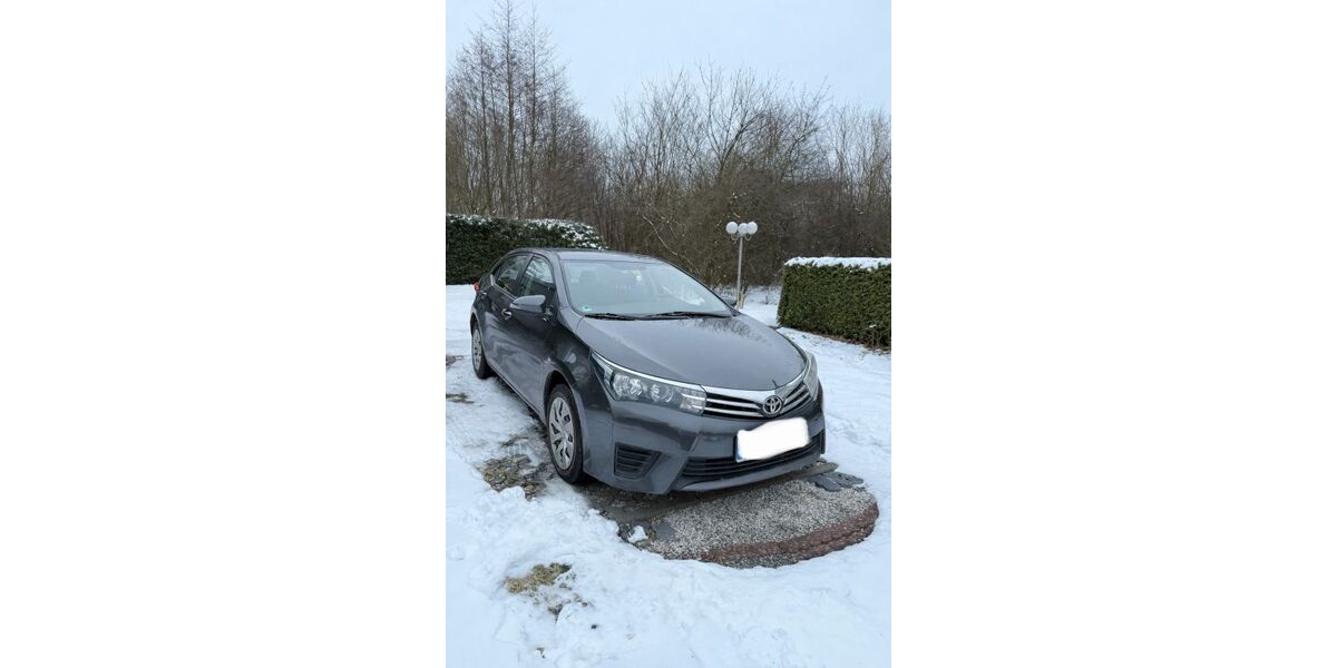 Toyota Corolla 90.350 km 9.900 &euro; Hamburg 22119