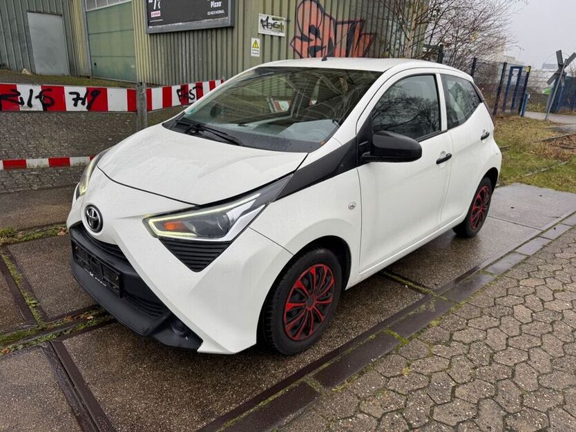 Aygo (X)