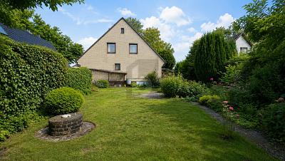 FAMILIENTREFF IM GEMEINSAMEN GARTEN - Haus Tornesch | Angebot:27087267