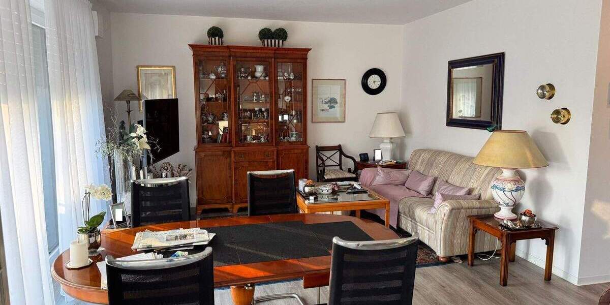 Etagenwohnung Buxtehude - 2 Zimmer, 77 m&sup2;, 1.020&euro; | Angebot:25835803