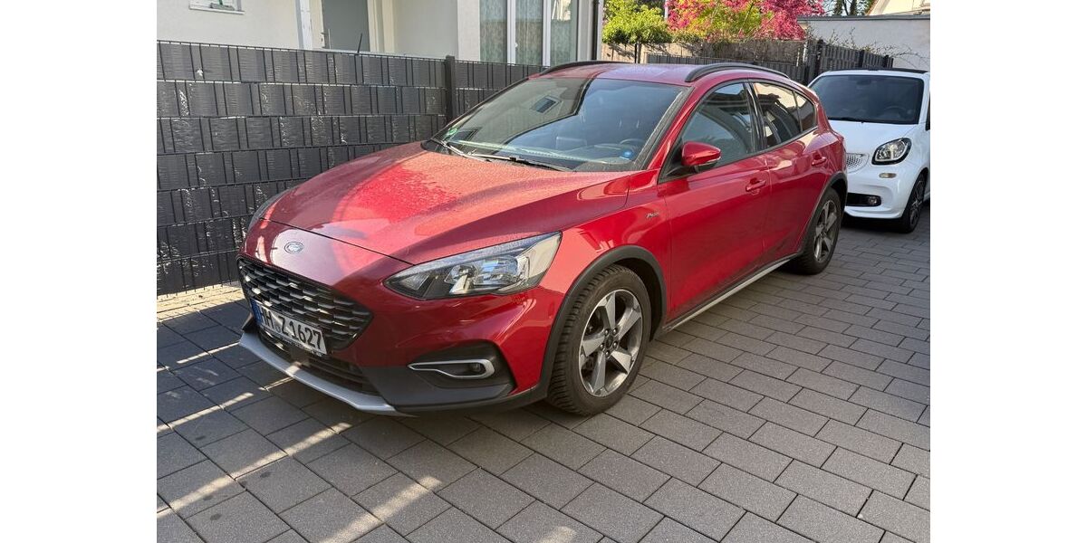 Ford Focus 149.000 km 12.990 &euro; Hamburg 22761