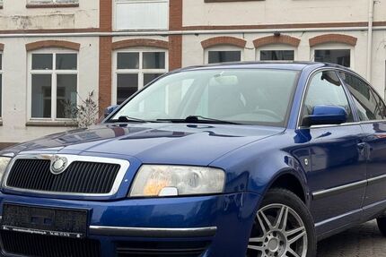 Skoda Superb 299.000 km 1.490 &euro; Hamburg 22041