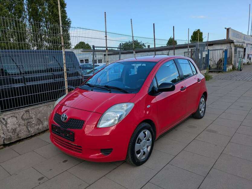 Yaris