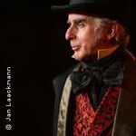 Charles Dickens's 'a Christmas Carol' von Robert MacCall in englischer Sprache