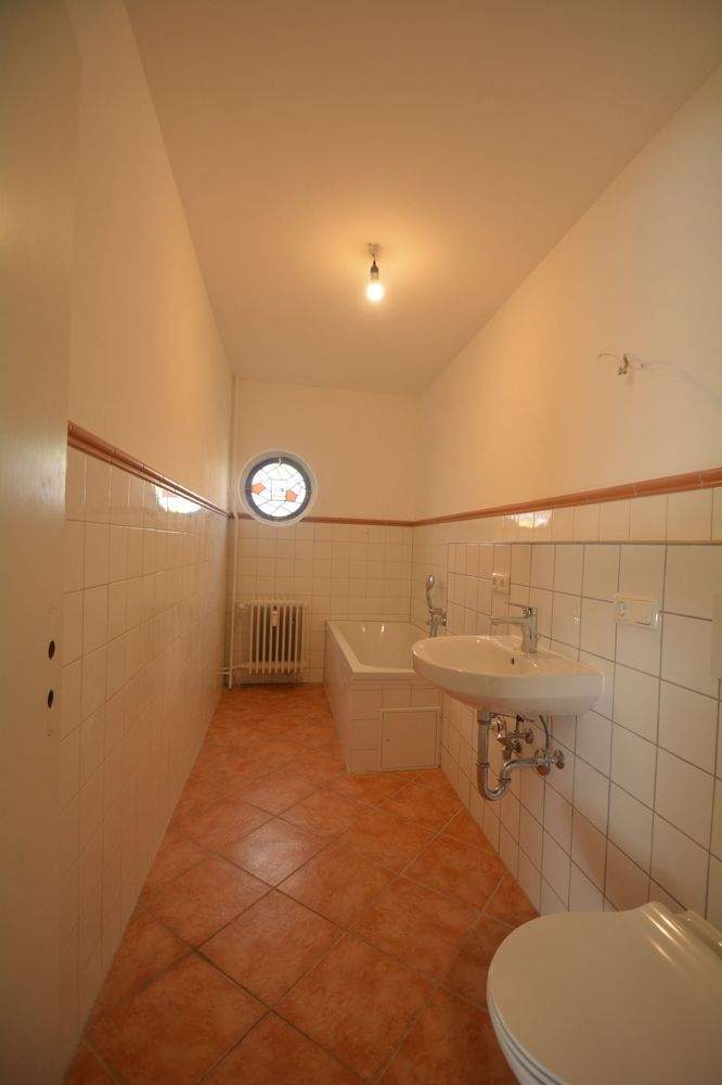 Renovierte 2-Zimmer-Wohnung mit Balkon 2 zimmer