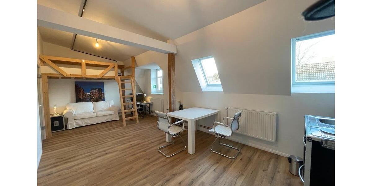 Wohnen auf Zeit: möbliertes Mini-Loft Studio zur Miete in Wedel 1 zimmer