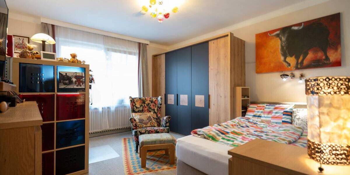 Mehrfamilienhaus, Wohnhaus Hamburg Rahlstedt - 9 Zimmer, 269 m&sup2;, 750.000&euro; | Angebot:26698011