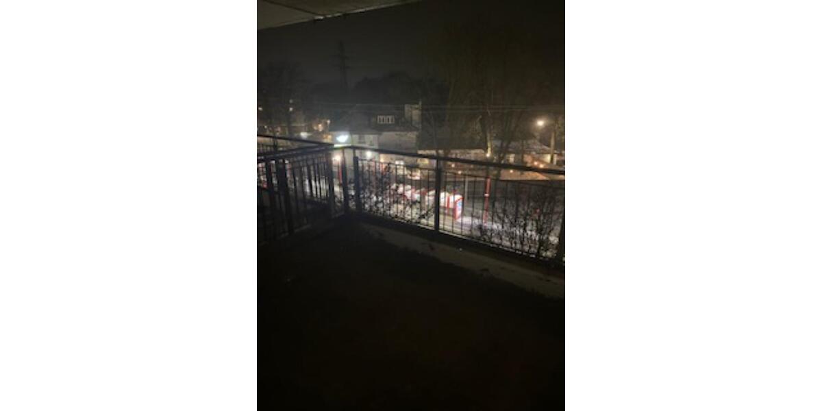 Etagenwohnung Hamburg Schnelsen - 5 Zimmer, 12 m&sup2;, 650&euro; | Angebot:25257870