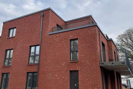 Neubau Erstbezug 2 – Zimmer Komfort-Wohnungen mit Balkon Terrasse und Fahrstuhl Whg. 2 2 zimmer