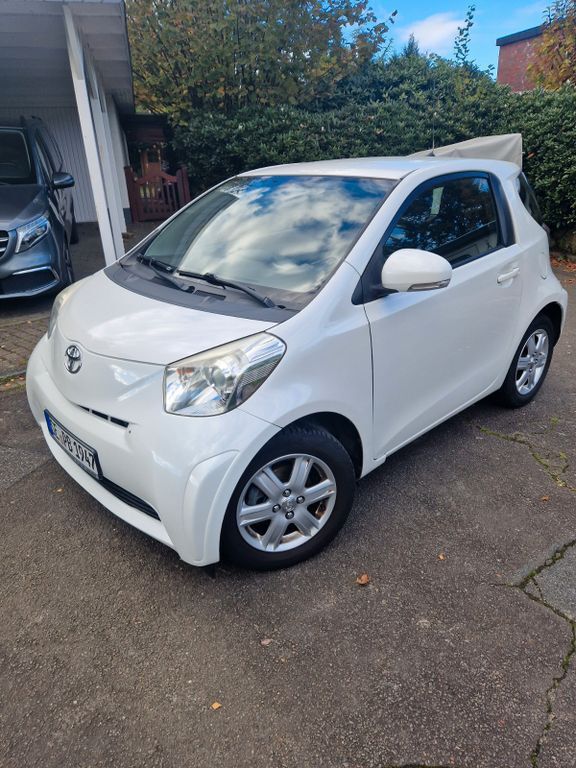Toyota IQ 263.000 km 3.500 € Henstedt - Ulzburg 24558