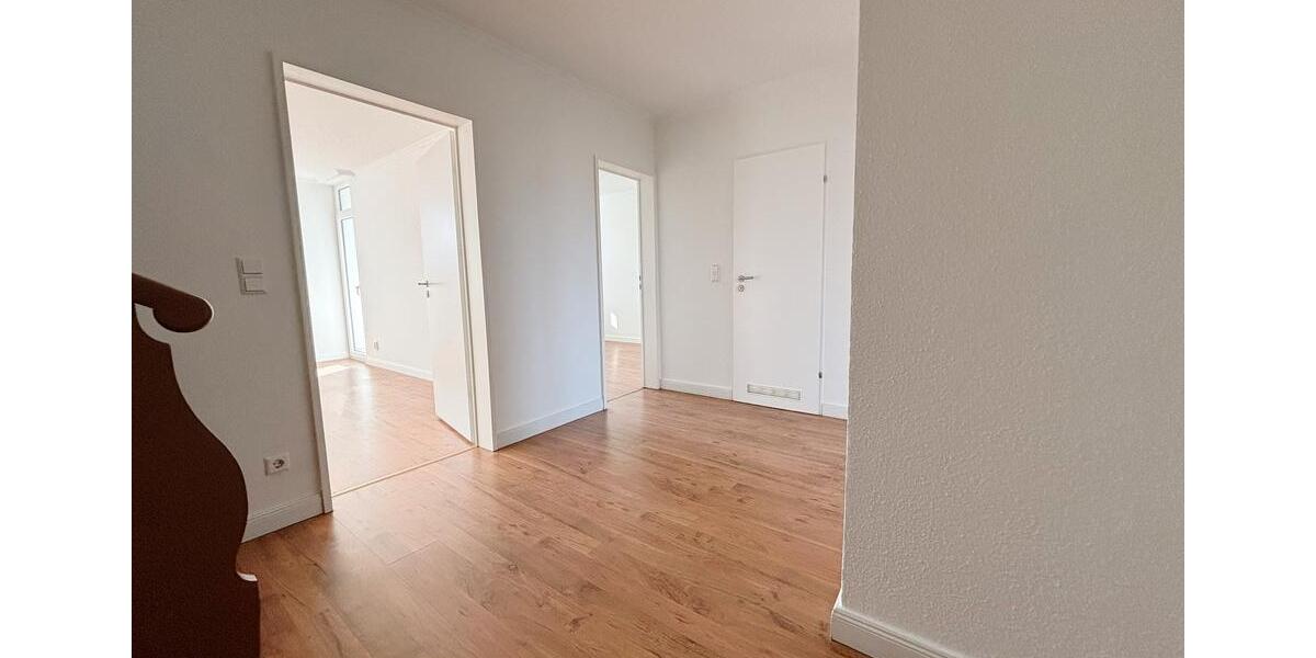 Etagenwohnung Reinbek - 5 Zimmer, 120 m&sup2;, 1.494&euro; | Angebot:25414989