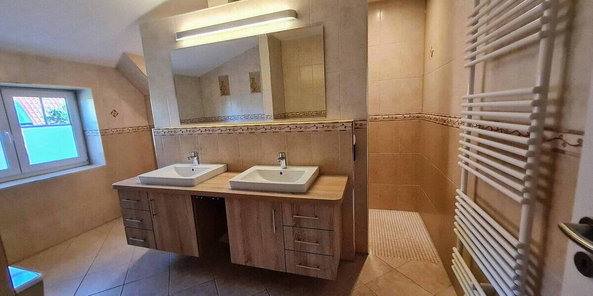 Doppelhaushälfte Hamburg Sasel - 5 Zimmer, 164 m&sup2;, 989.000&euro; | Angebot:26728279