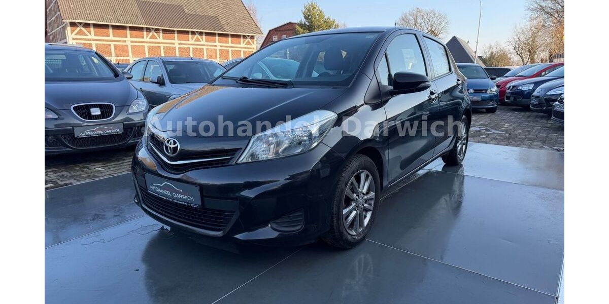 Toyota Yaris 185.121 km 7.490 &euro; Winsen Luhe 21423