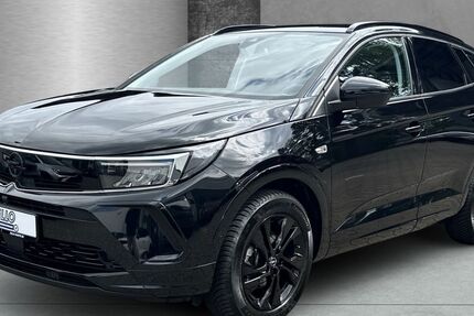 Opel Grandland (X) 31.557 km 24.490 &euro; Hamburg 22117
