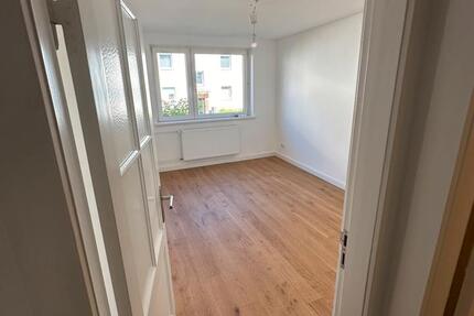 Helles WG - Zimmer ab 01.04.2026 zu vermieten – 700€ warm 1 zimmer