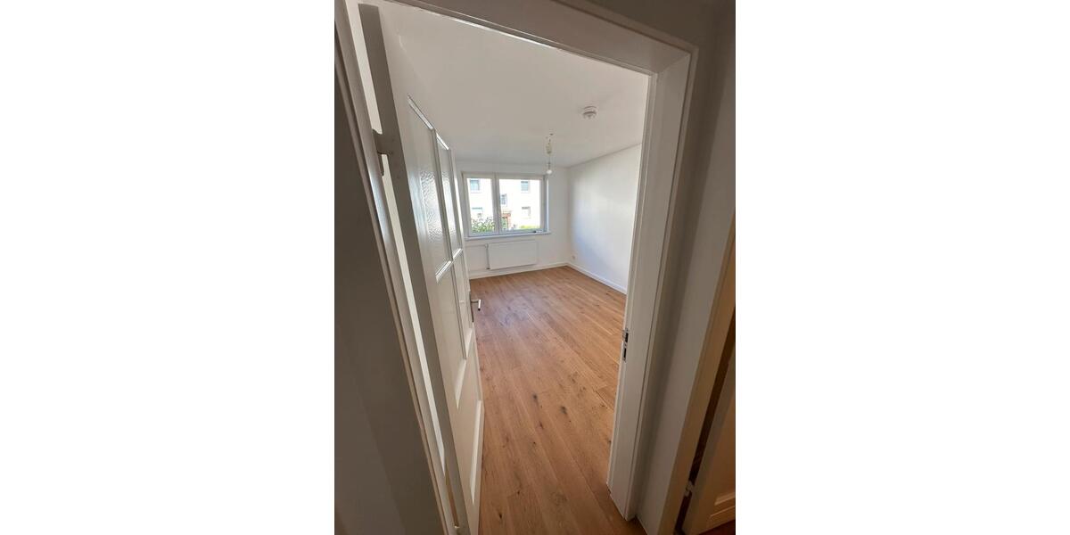 Helles WG - Zimmer ab 01.04.2026 zu vermieten – 700€ warm 1 zimmer