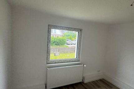 Haus Börnsen - 6 Zimmer, 120 m&sup2;, 2.000&euro; | Angebot:24760756