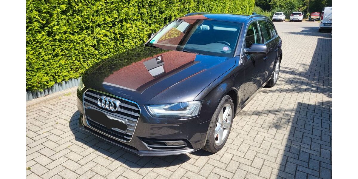 Audi A4 196.010 km 8.490 &euro; Hamburg 21035