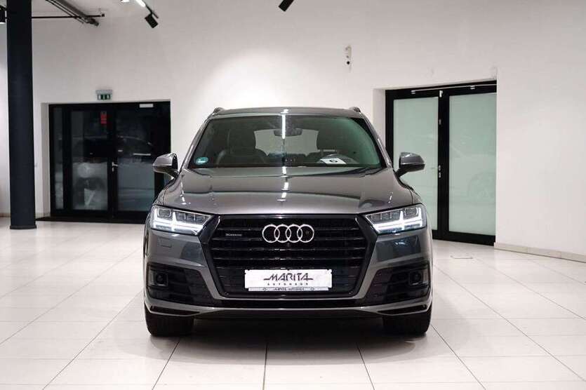 Q7