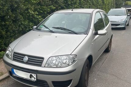 Fiat Punto 161.400 km 1.200 &euro; Hamburg 22609