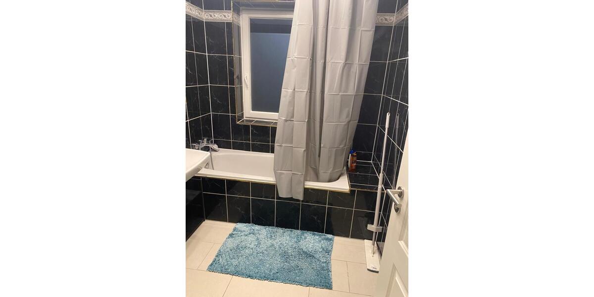 Etagenwohnung Hamburg Schnelsen - 5 Zimmer, 12 m&sup2;, 650&euro; | Angebot:25291528