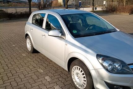 Opel Astra 100.000 km 4.500 &euro; Hamburg 22179