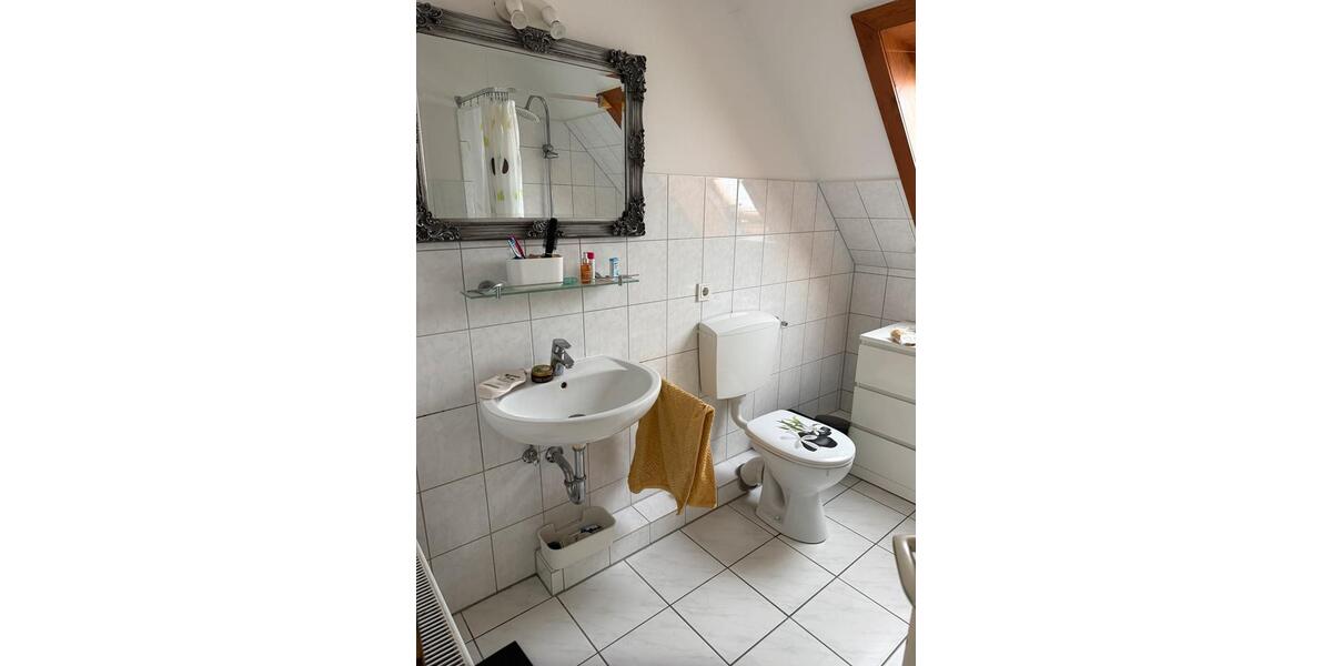 Dachgeschoßwohnung Rellingen - 2 Zimmer, 48 m&sup2;, 850&euro; | Angebot:26322844