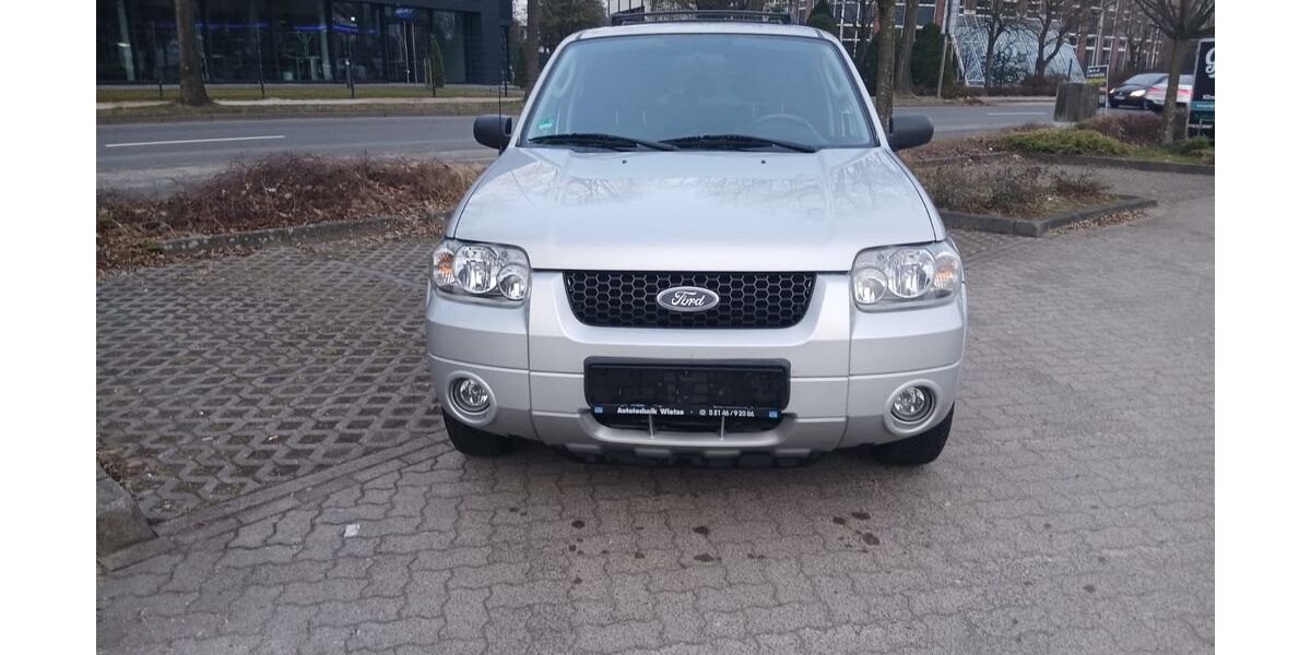 Ford Maverick 141.000 km 2.700 &euro; Glinde 21509