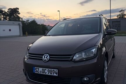 VW Touran 280.000 km 7.000 &euro; Geesthacht 21502