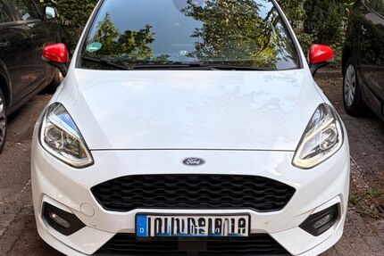 Ford Fiesta 125.000 km 9.300 &euro; Hamburg 22459