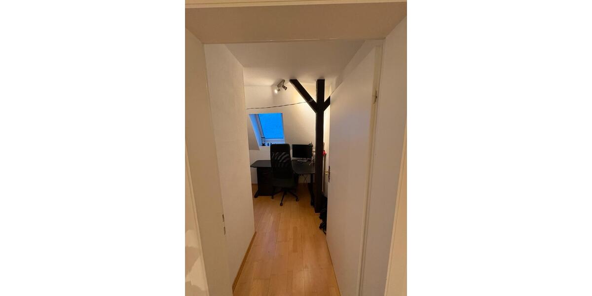 Dachgeschoßwohnung Hamburg Bahrenfeld - 3 Zimmer, 60 m&sup2;, 1.500&euro; | Angebot:25075979
